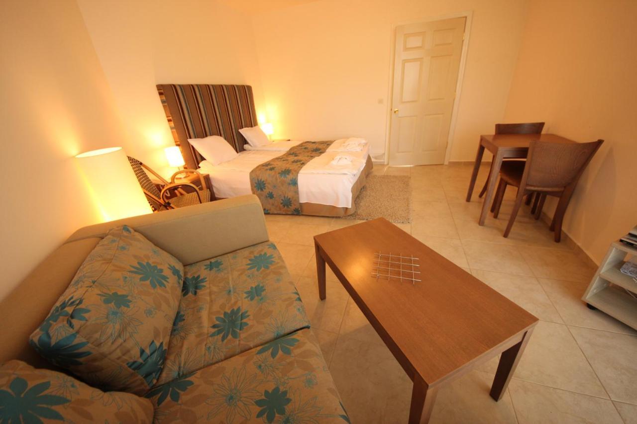 Menada Sozopol Apartments Exterior foto